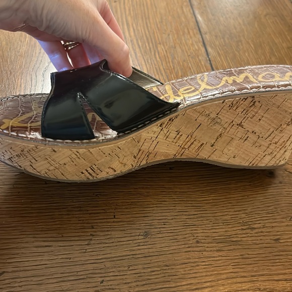 Sam Edelman Reid cork wedge platform slide with patent leather details - Picture 10 of 12